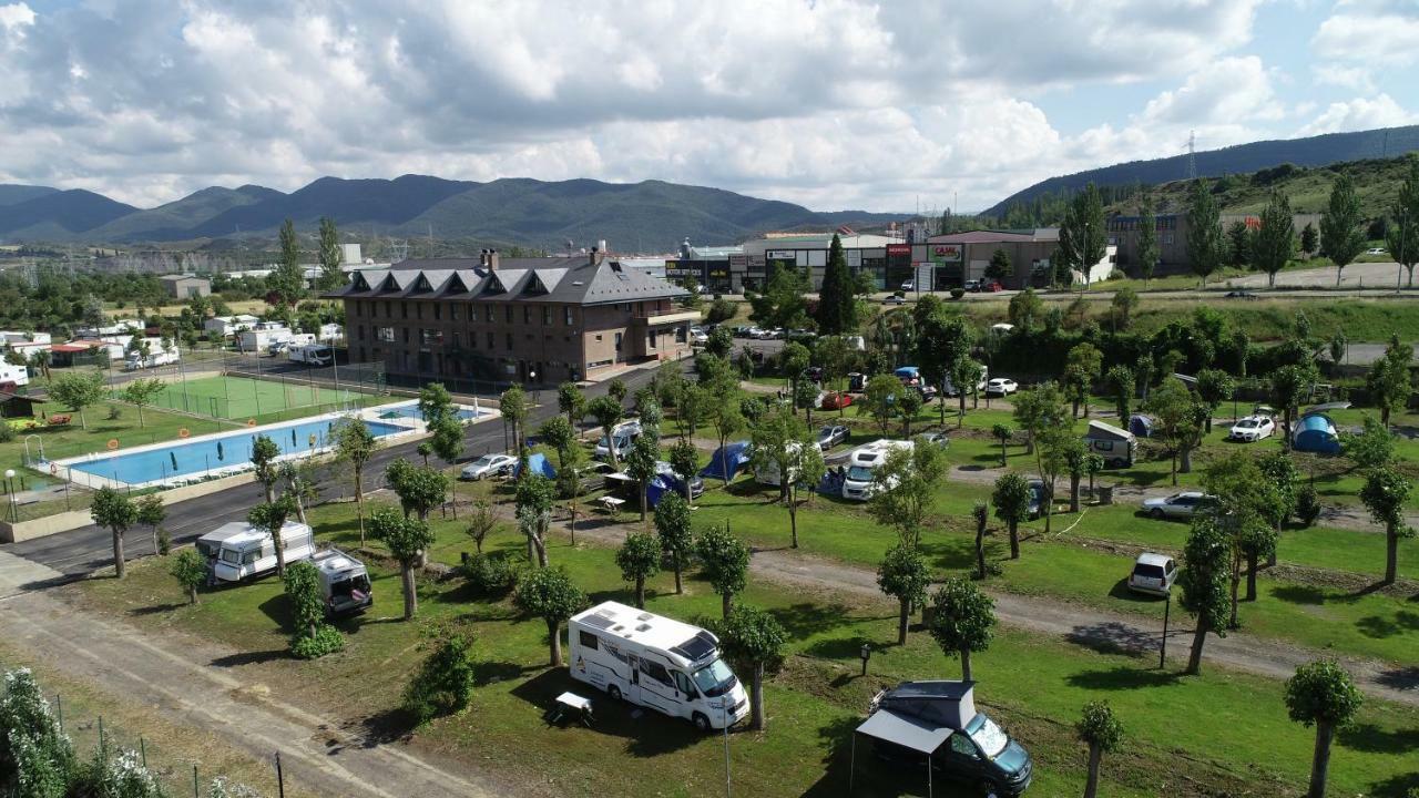 Sabinanigo Camp & Hotel Exterior foto